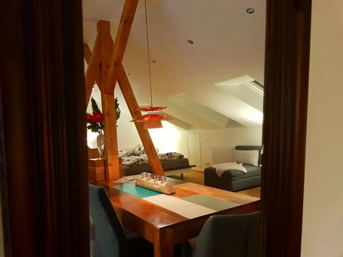 Cozy Rooftop Apartment Next To The English Garden, 60Qm Munich Germany